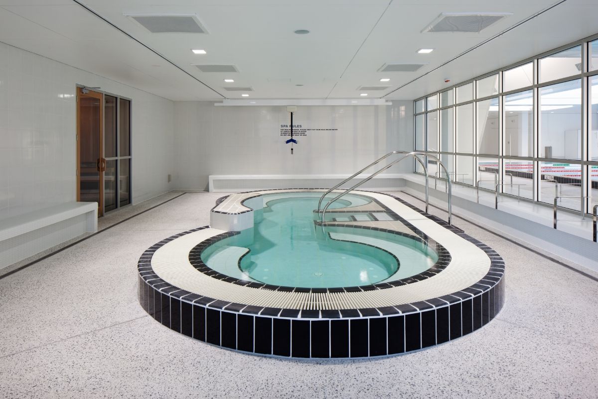 Wellness centre with spa and sauna